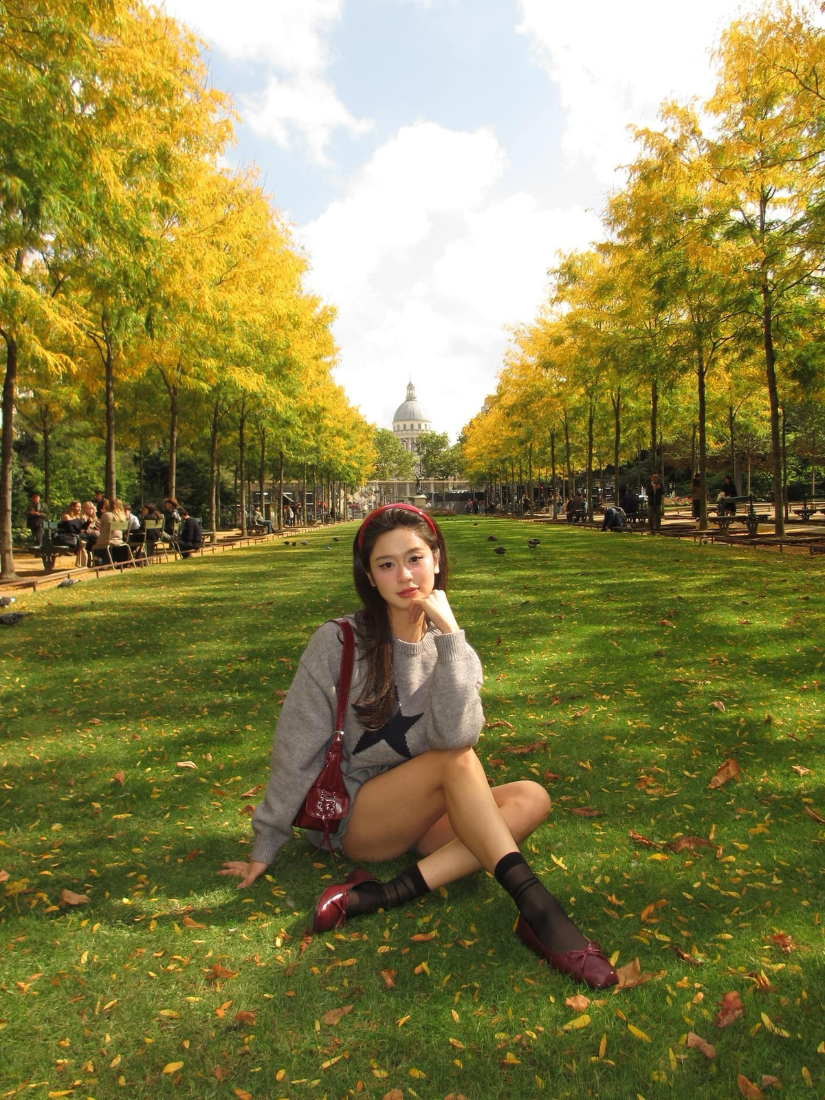 Một số fan thậm chí còn chia sẻ rằng trong vlog đi Nhật gần đây, hot girl tạp hóa thậm chí đã không còn sử dụng đồ có cồn - sự khác biệt rõ rệt với trước đó.