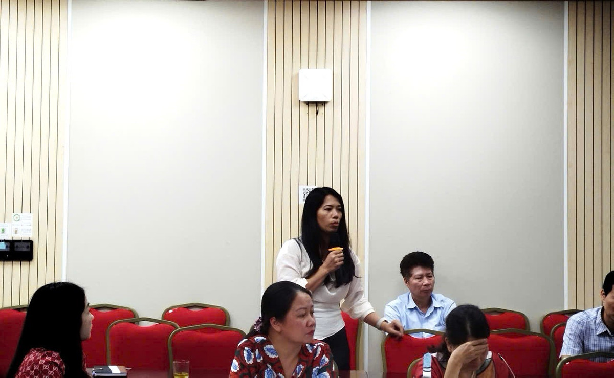 Đồng chí Nguyễn Thị Thanh Huyền, đảng viên Chi bộ Ban Chuyên môn, Phó Trưởng ban Khoa học và Hợp tác quốc tế LHHVN phát biểu thảo luận