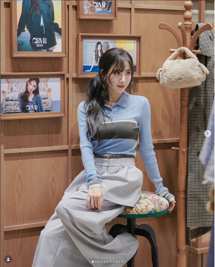 Không chỉ vậy, Lee cũng đang sống tại khu chung cư Trimage ở Seongsu-dong, Seoul, một khu phức hợp nổi tiếng với các căn hộ cao cấp. Giá trị thị trường hiện tại của một căn hộ ở đây ước tính khoảng 4 tỷ won (2,76 triệu USD).