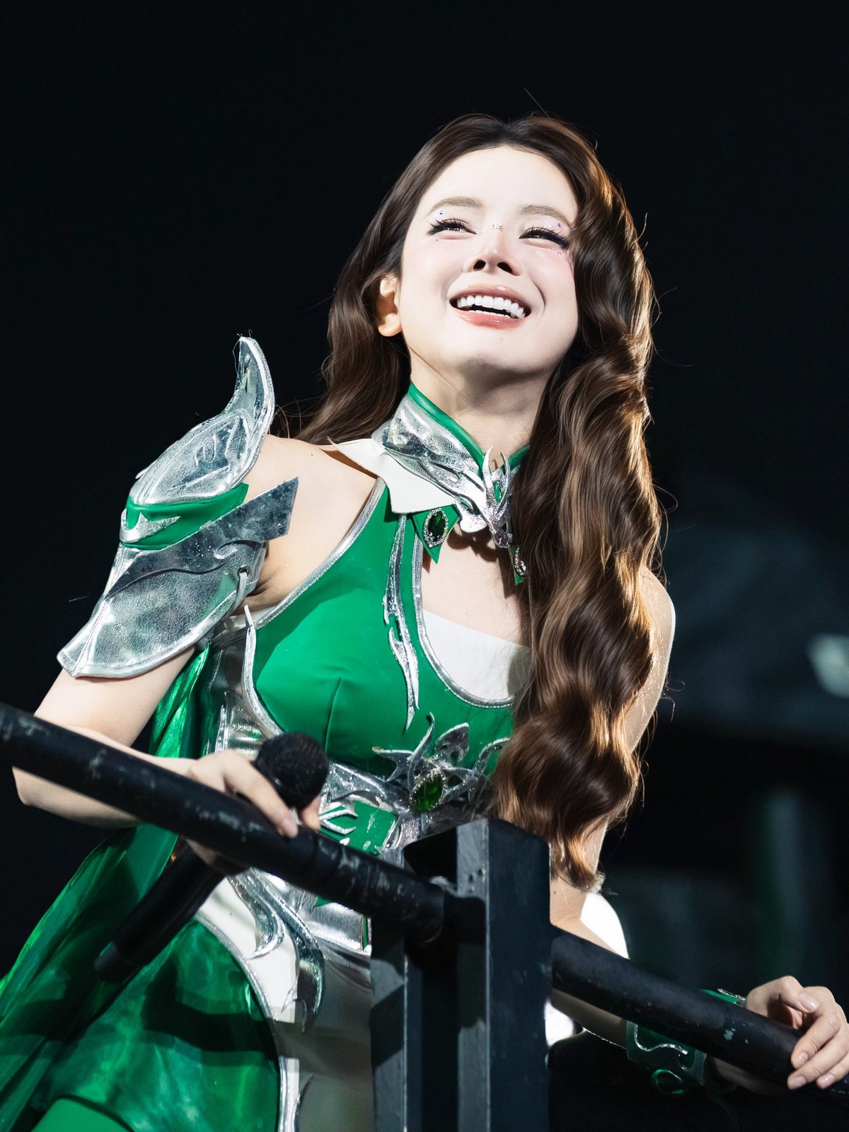 View - Đu trend "trạm tỷ" muộn, DJ Mie vẫn có sức hút riêng | Báo Tri thức và Cuộc sống - TIN TỨC PHỔ BIẾN KIẾN THỨC 24H