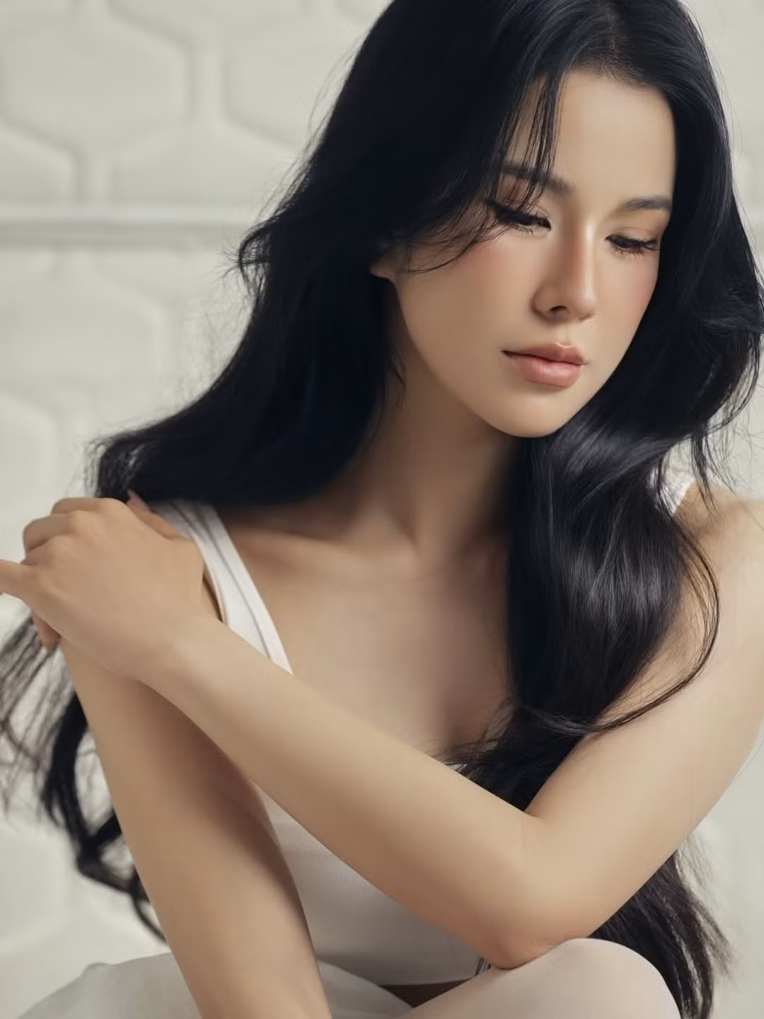 Có thể nói, sức hút của Diệp Lâm Anh không chỉ dừng lại ở nhan sắc "vạn người mê" mà còn ở sự mạnh mẽ, độc lập và kiên cường.