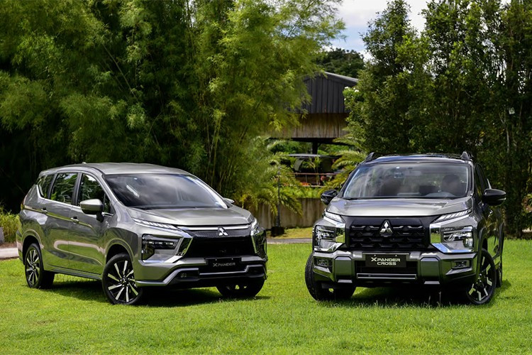 Mitsubishi Motors Philippines Corporation (MMPC) vừa chính thức trình làng hai phiên bản nâng cấp của dòng MPV ăn khách – Xpander và Xpander Cross, sau khi bộ đôi này ra mắt lần đầu tại Indonesia hồi đầu năm nay.