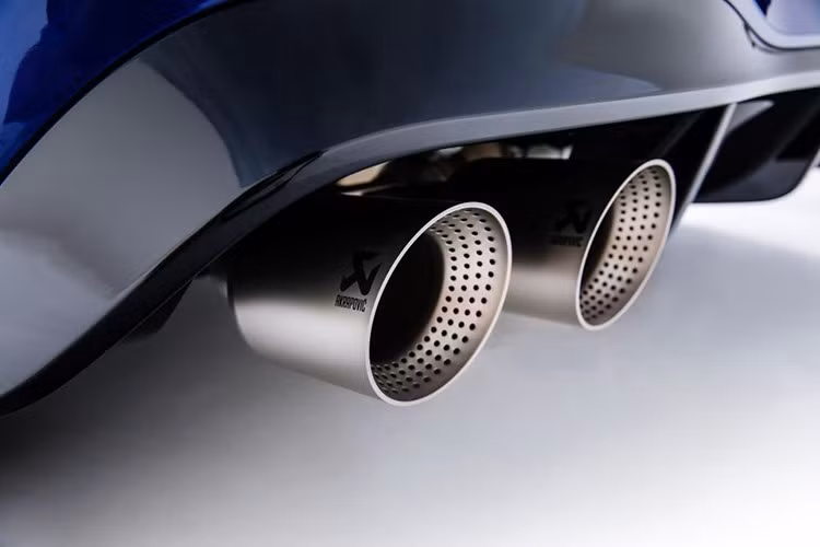 Đồng thời Volkswagen cũng sẽ sử dụng bộ vi sai cầu sau từ RS3, khiến Golf R trở thành chiếc xe nhanh nhất của Volkswagen tại Nürburgring. Hiện tại, kỷ lục tốc độ thuộc về Golf GTI Edition 50 với thành tích hơn 7,46 phút.