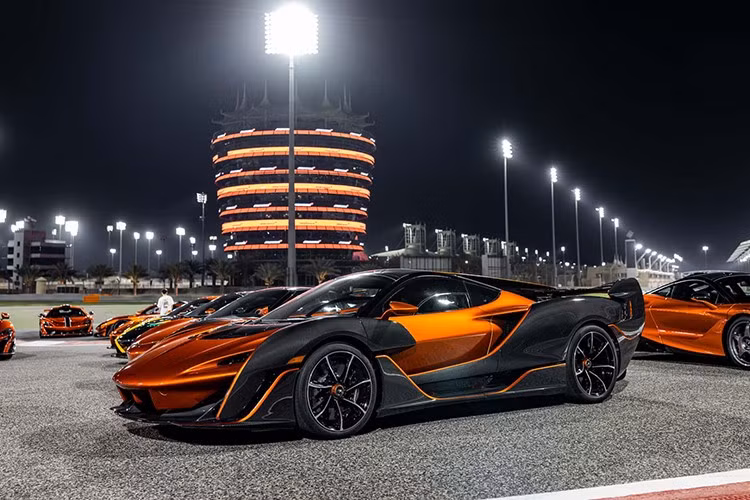 Theo một số nguồn tin, đã có ai đó chi ra hơn 70 triệu USD (hơn 1.700 tỷ đồng) cho 20 xe McLaren nằm trong bộ sưu tập của Mansour Ojjeh. Bộ sưu tập quy tụ một số mẫu xe McLaren mang tính biểu tượng nhất từng được chế tạo dưới một chủ sở hữu, ít nhất là cho đến thời điểm hiện tại.