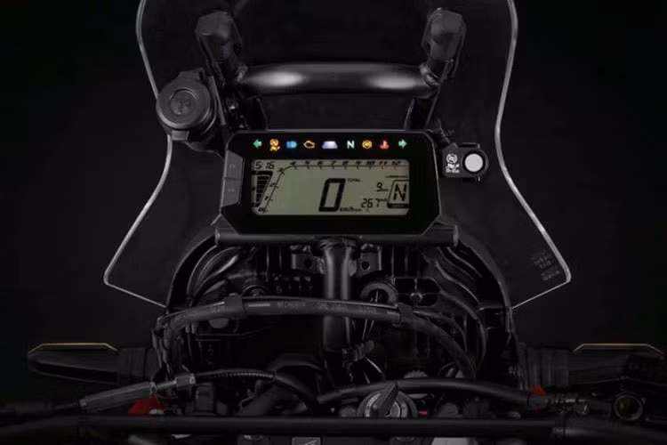 Các tính năng tiêu chuẩn của CRF250 Rally bao gồm hệ thống phanh ABS hai kênh, có thể chuyển sang chế độ off-road cho bánh sau. Phanh trước sử dụng đĩa đường kính 296 mm với kẹp phanh 2 piston.