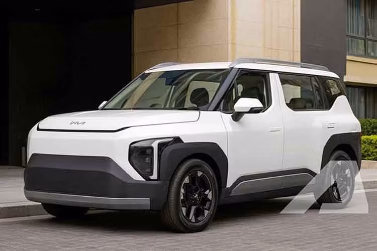 Mẫu xe này nếu được đưa về Việt Nam trong thời gian tới hứa hẹn sẽ thu hút nhiều sự chú ý, đặc biệt trong thời điểm hạn chế xe xăng, dầu tại Hà Nội và TP. HCM.