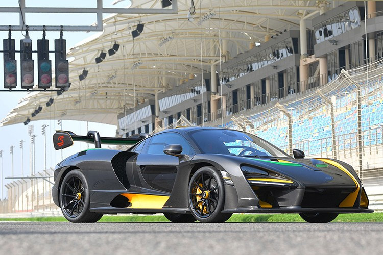 Tom Hartley Jnr mô tả giao dịch này là "một bộ sưu tập huyền thoại, một thương vụ lịch sử", nhấn mạnh quyết định thận trọng trong việc giữ nguyên đội xe. Bất chấp nhiều lời chào mua kỷ lục thế giới cho từng chiếc xe, đặc biệt là McLaren F1, gia đình Ojjeh và Hartley chỉ bán cho nhà sưu tập mua 20 xe cùng lúc.