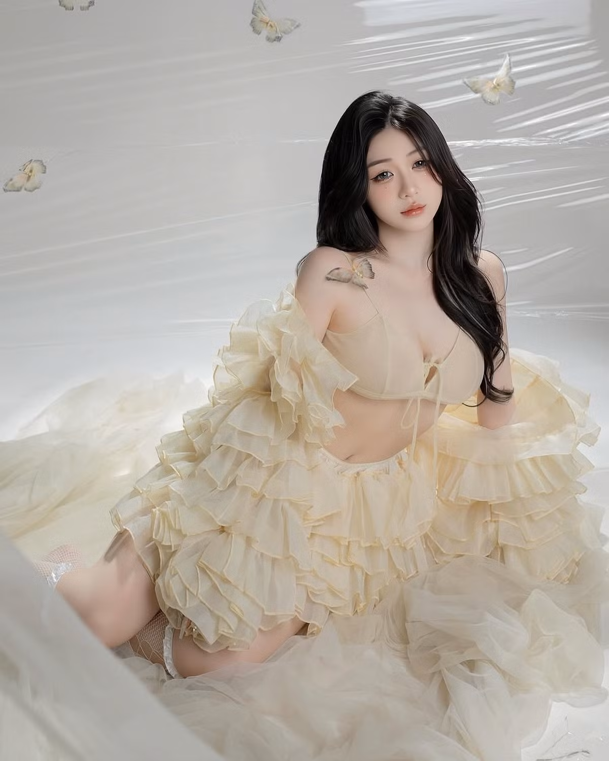 Với đà này, chắc chắn “nữ hoàng biểu cảm” Trần Hà Linh sẽ còn khiến mạng xã hội tiếp tục “bùng nổ” trong thời gian tới. Ảnh sử dụng trong bài: FBNV