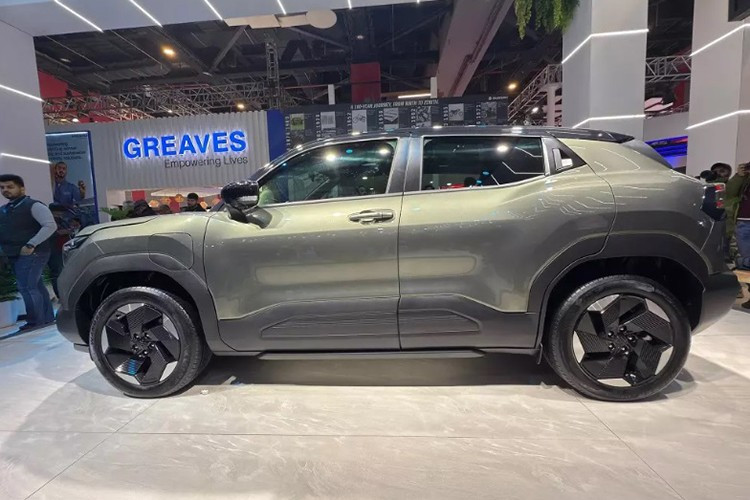 View - Suzuki mạnh tay ưu đãi loạt SUV chủ lực, Fronx chỉ từ 494 triệu đồng | Báo Tri thức và Cuộc sống - TIN TỨC PHỔ BIẾN KIẾN THỨC 24H