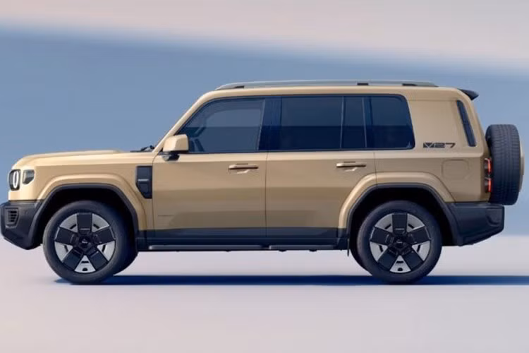 Mẫu xe SUV điện iCaur V27 sở hữu thiết kế thân xe dạng hộp cổ điển kết hợp cùng các chi tiết hiện đại. Dáng xe thẳng đứng, phần cản trước và sau dày, vòm bánh xe nổi bật cùng lốp dự phòng gắn phía sau tạo nên phong cách SUV off-road đậm nét.