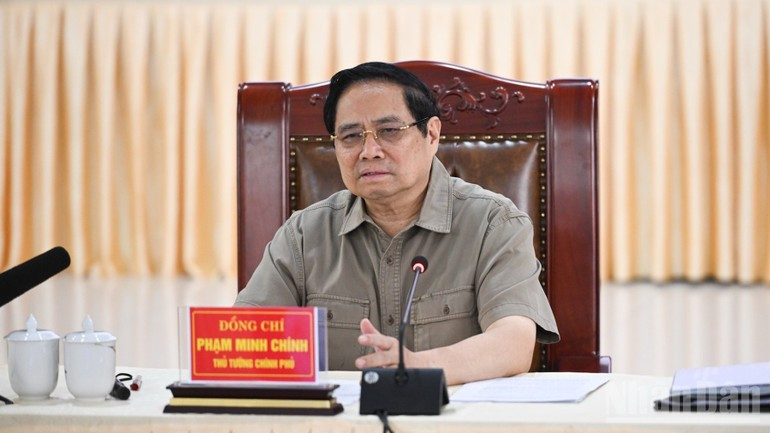 Thủ tướng Phạm Minh Chính phát biểu ý kiến tại cuộc làm việc. (Ảnh: Trần Hải)