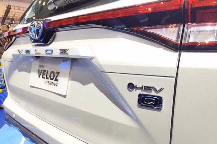 Gallery - [GALLERY] Toyota Veloz Hybrid sắp về Việt Nam, "ăn xăng" chỉ 3,46 lít/100 km  - image 13