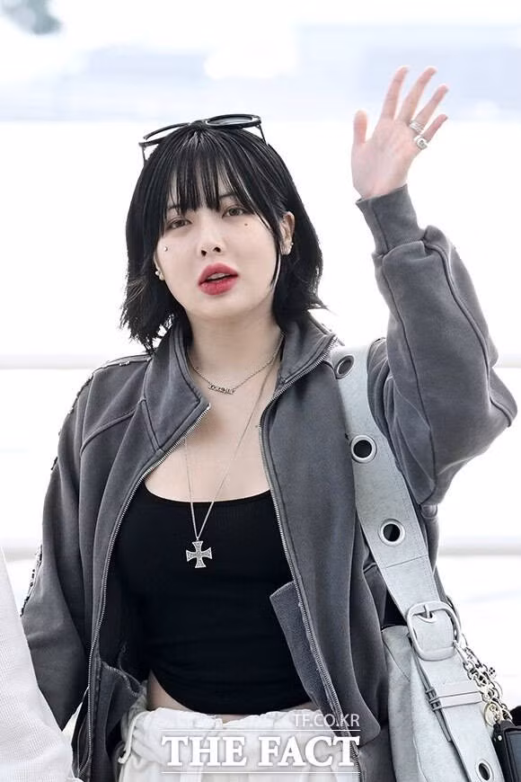 Dưới những lời động viên đó, fan hy vọng HyunA sẽ có phương pháp giảm cân khoa học, không ảnh hưởng đến sức khỏe.