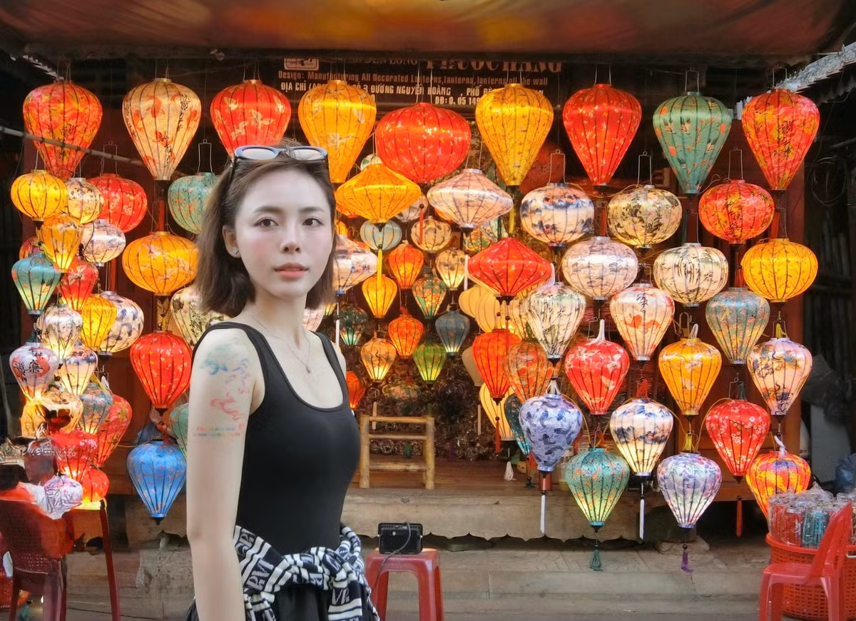 Nữ xạ thủ này từng xuất sắc giành huy chương vàng nội dung 10m súng trường 3 tư thế, huy chương bạc nội dung 10m súng trường nữ.