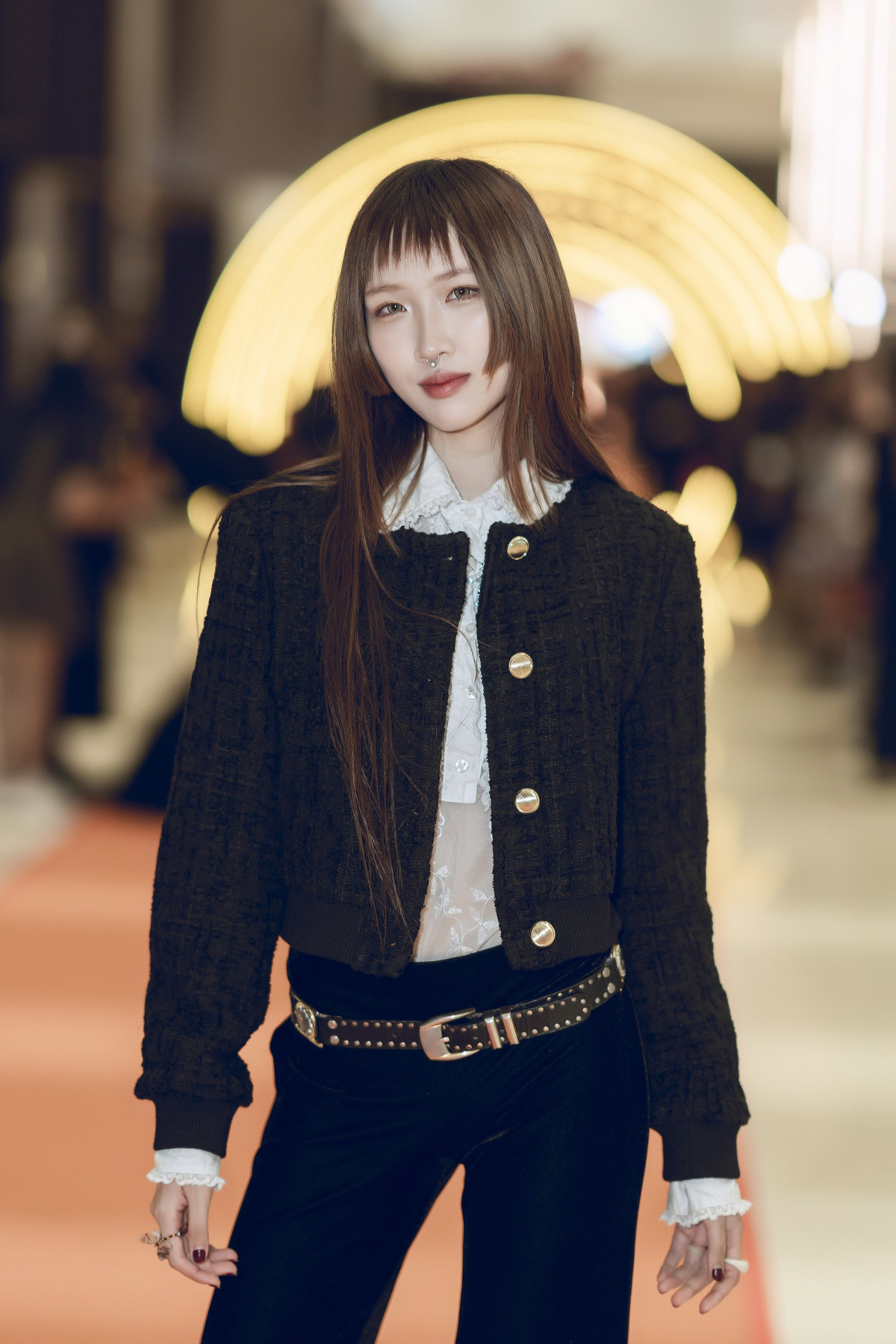 Nhận thấy năng khiếu và đam mê của con, vợ chồng Jimmii Nguyễn hết lòng ủng hộ. Alena bắt đầu tự học sáng tác, chơi được nhiều loại nhạc cụ và đang cùng bạn bè thành lập một ban nhạc nhỏ, biểu diễn định kỳ tại các không gian nghệ thuật.