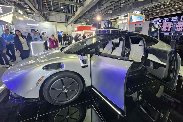 View - VinFast EC Van giá 285 triệu lộ diện tại nhà máy, sắp đến tay người dùng | Báo Tri thức và Cuộc sống - TIN TỨC PHỔ BIẾN KIẾN THỨC 24H