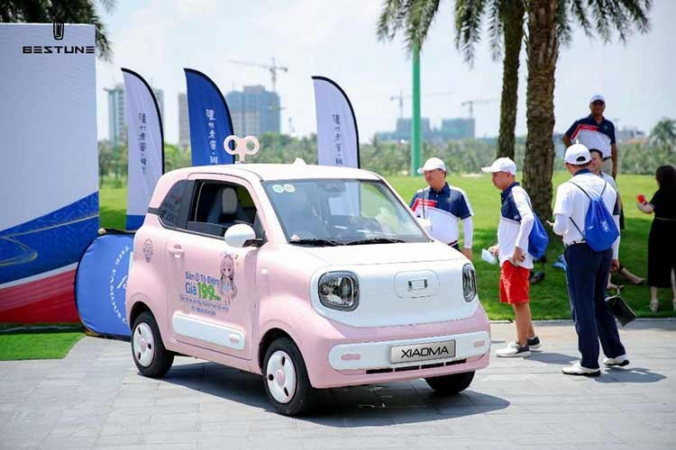 Bestune Xiaoma từ 199 triệu đồng ﻿Bestune Xiaoma hiện là mẫu ôtô điện đến từ Trung Quốc có mức giá bán thấp nhất tại Việt Nam, khởi điểm khoảng 199 triệu đồng. Xe có kích thước nhỏ gọn với chiều dài 3.000 mm, rộng 1.510 mm và cao 1.630 mm. Khoảng sáng gầm xe đạt 130 mm.