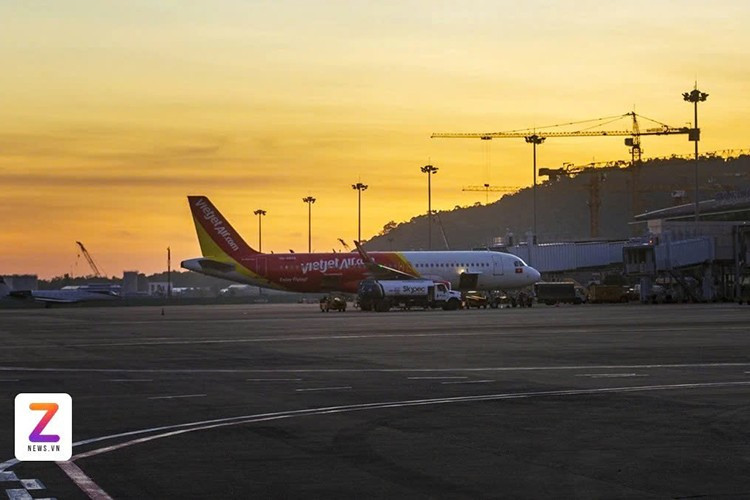 Theo dữ liệu của FlightConnections, tính đến tháng 12/2025, có 31 sân bay tại 12 quốc gia có chuyến bay thẳng đến Phú Quốc. Hàn Quốc tiếp tục là thị trường gửi khách lớn nhất với 73 chuyến/tuần.