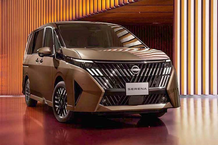 Nissan vừa giới thiệu bản nâng cấp (facelift) cho mẫu MPV "quốc dân" Serena 2026 tại thị trường Nhật Bản. Với những tinh chỉnh về ngoại thất và sự xuất hiện của biến thể Multibox thực dụng, Serena 2026 hứa hẹn sẽ củng cố vị thế dẫn đầu trong phân khúc xe gia đình.