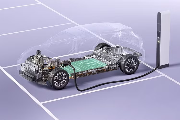 MG4 Anxin Edition sử dụng bộ pin dung lượng 53,95kWh, tương tự bản pin LFP 530km. Việc chuyển sang pin bán rắn khiến trọng lượng không tải của xe tăng lên 1.500kg, nặng hơn khoảng 15kg so với bản thường.