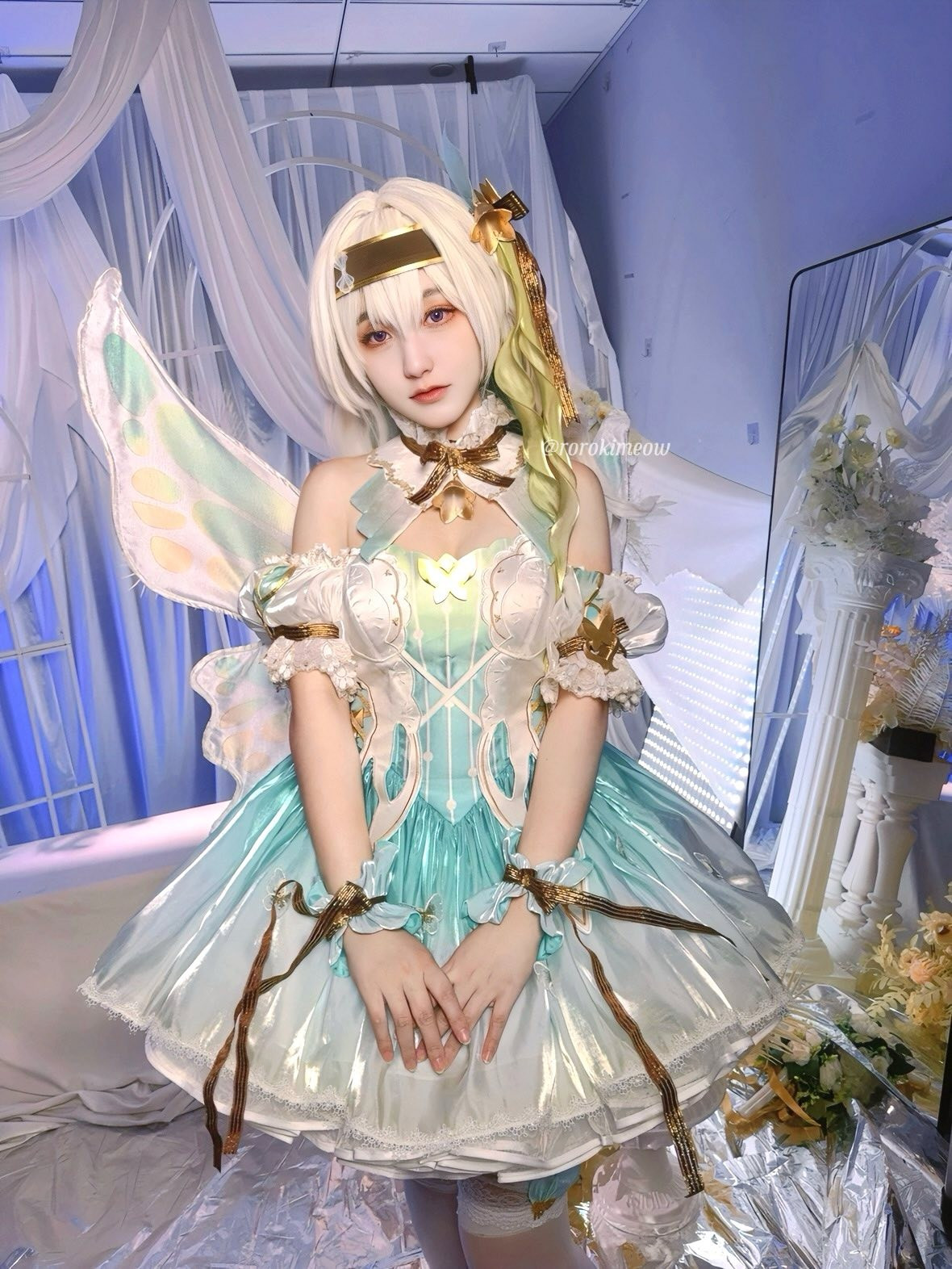 Roroki là cosplayer nổi tiếng của Singapore. Cô thường xuyên góp mặt ở các sự kiện cosplay ở nhiều quốc gia.