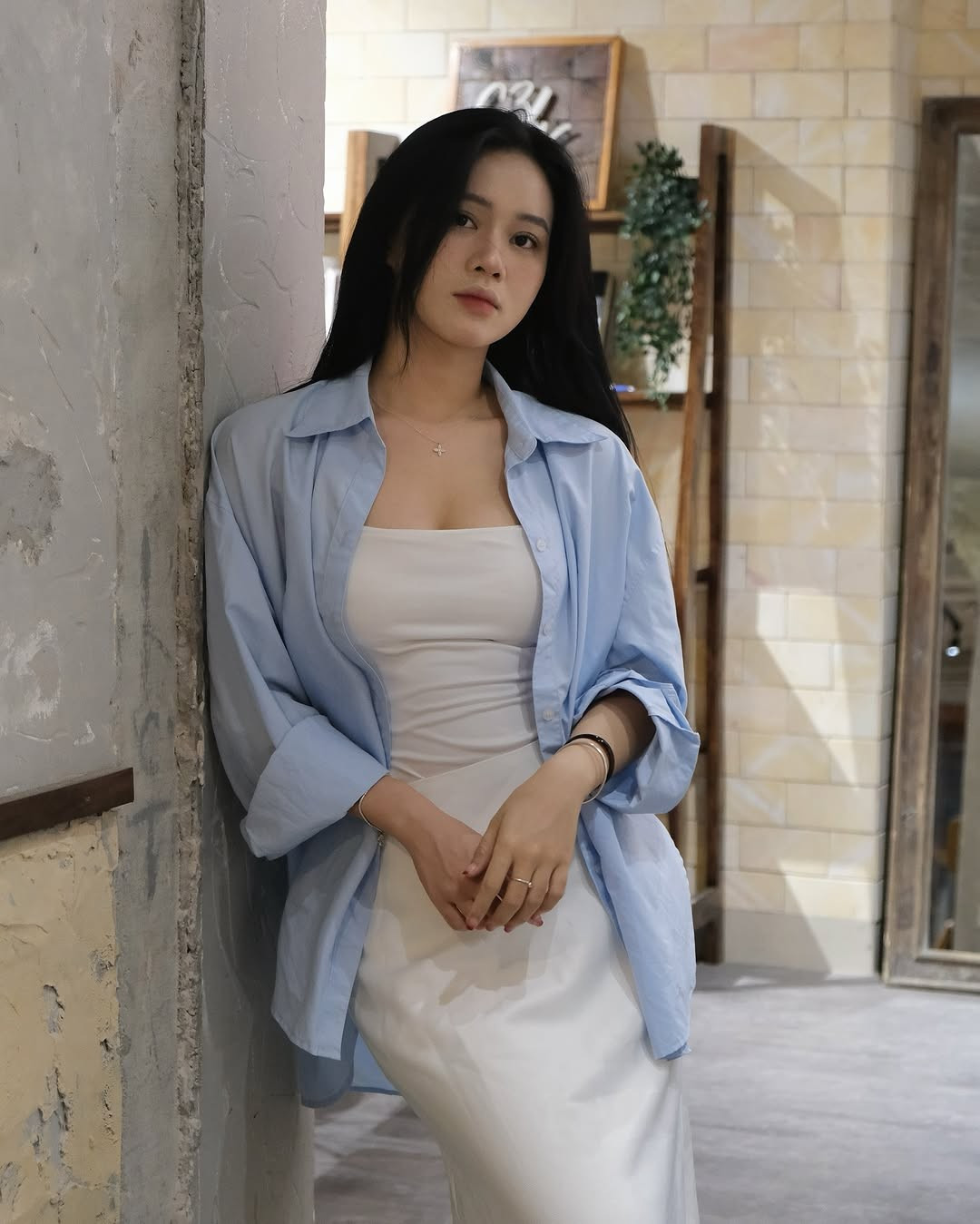 Mỗi lần Hoa Mỹ ra Hà Nội đều sẽ có những cuộc hẹn hò cực ngọt bên người bạn trai nổi tiếng Nhâm Mạnh Dũng.