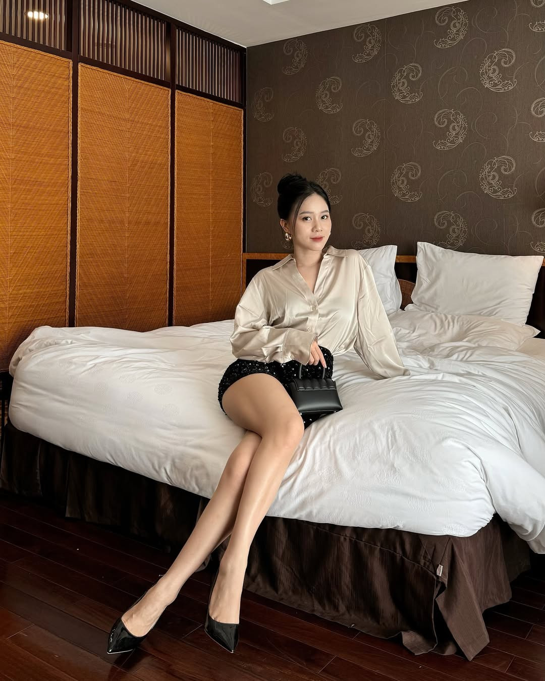 Bạn gái Nhâm Mạnh Dũng chăm chỉ tập gym "độ" body