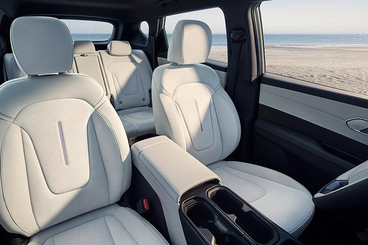 View - Hyundai hé lộ SUV điện giá rẻ hơn 500 triệu, chạy tới 700km/sạc | Báo Tri thức và Cuộc sống - TIN TỨC PHỔ BIẾN KIẾN THỨC 24H