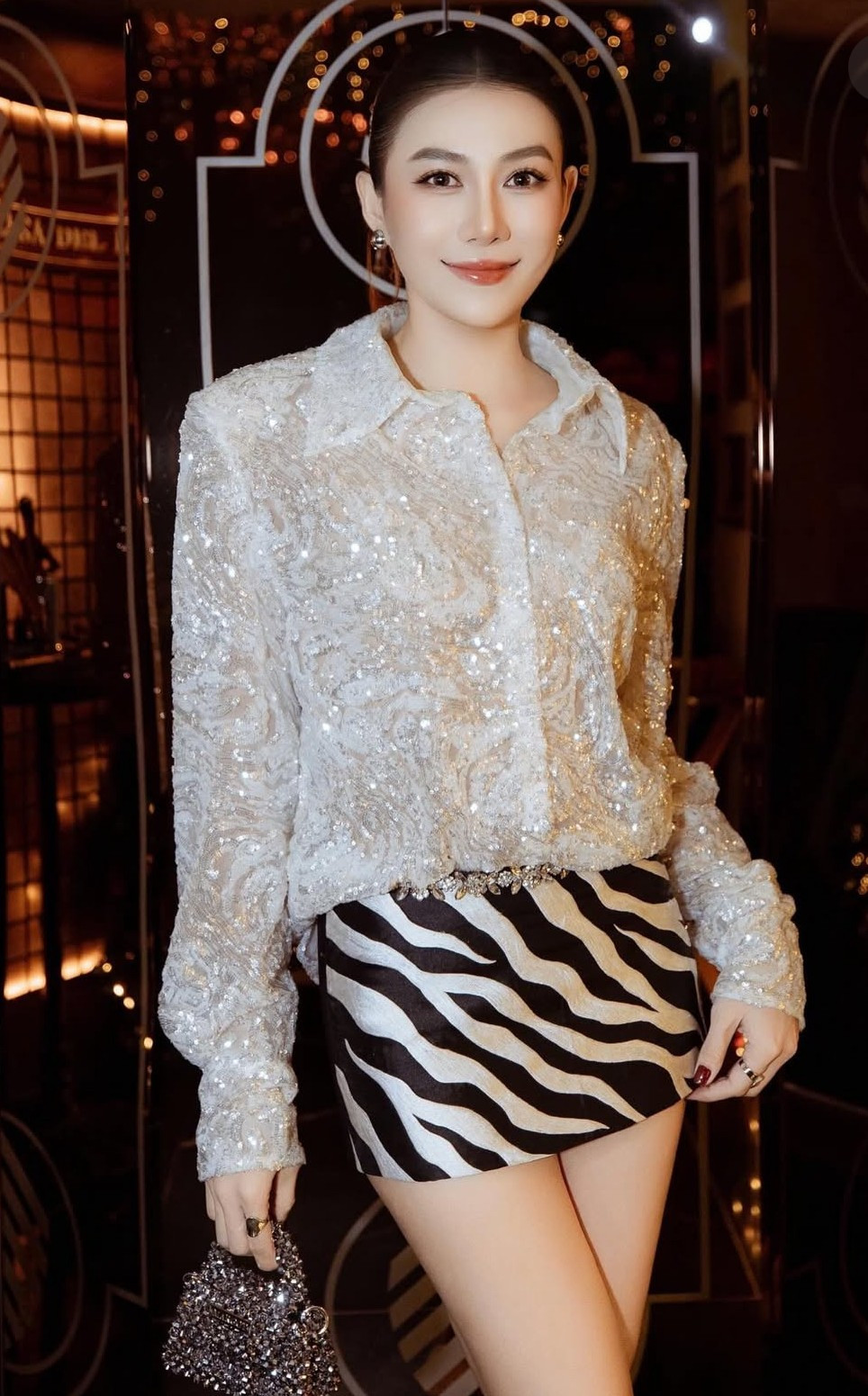 Sau đó, Lê Hà tiếp tục tạo dấu ấn khi tham gia chương trình truyền hình thực tế The Face Vietnam và lọt top 4.