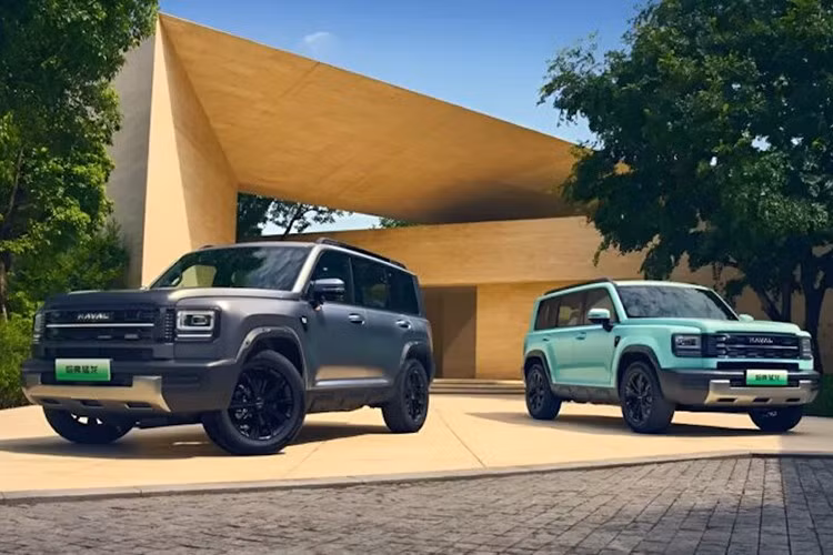 Great Wall Motor chính thức ra mắt Haval Raptor PHEV 2026 (tên gọi Raptor Hi4) tại Trung Quốc. Mẫu xe mới này có 3 cấu hình Pro, Ultra và Ultra Navigator được chia thành 6 phiên bản khác nhau tuỳ thuộc vào hệ động lực.