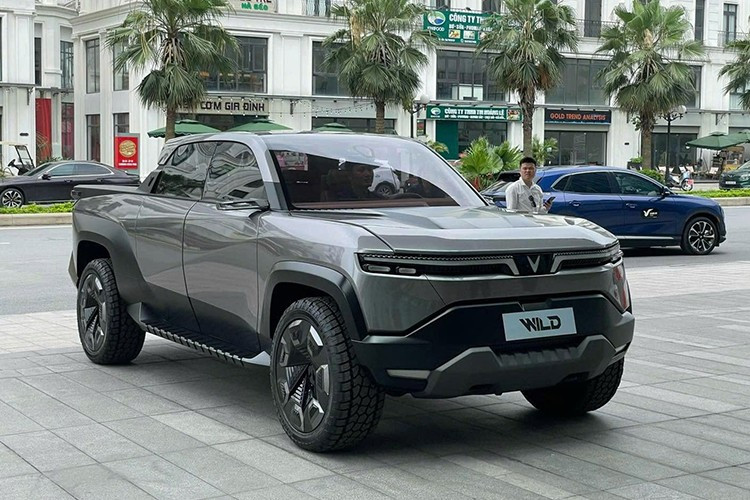 Với tốc độ phát triển và hoàn thiện sản phẩm hết sức chóng mặt của hãng xe điện VinFast hiện nay, nhiều người dùng rất kỳ vọng vào việc hãng sẽ sớm có bản thương mại hoá dành cho VF WILD trong tương lai gần.