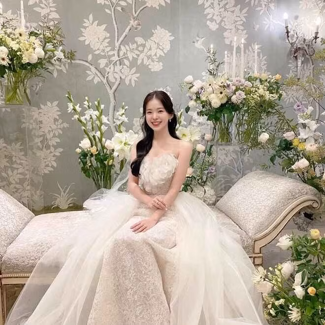 Tới nay, tên tuổi của Haneul Lee đã dần lãng quên trong làng thời trang, thương hiệu nội y của cô cũng không còn hoạt động. Tài khoản cá nhân và hình ảnh thường ngày của cô không còn gây "bão mạng" như trước.