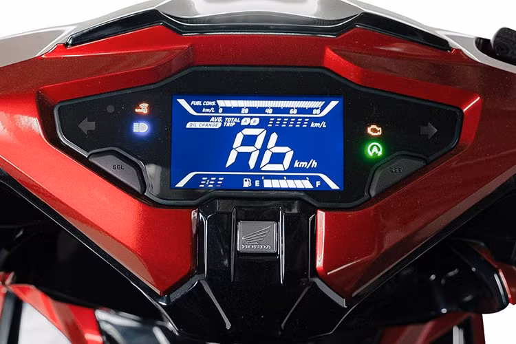 Động cơ 160cc hiện tại của Honda đã được dùng trên nhiều mẫu: Click, PCX, ADV và mới nhất là Stylo. Mỗi mẫu đều đã chiếm lĩnh thị trường riêng của mình.