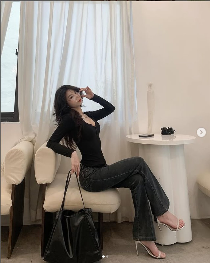 Từng đường nét trên cơ thể đều toát lên vẻ đẹp khỏe khoắn, gợi cảm và đầy tự tin của Lưu Hải. Ảnh sử dụng trong bài: Instagram nhân vật.