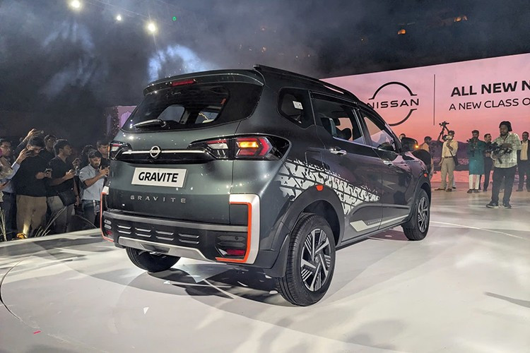 Gravite tiếp nối đà thành công của Magnite - mẫu SUV hạng A đã được xuất khẩu từ Ấn Độ sang nhiều thị trường. Đồng thời, tân binh này cũng gia nhập danh mục sản phẩm đang mở rộng của Nissan, bao gồm Tekton dự kiến ra mắt vào giữa năm 2026 và một mẫu SUV 7 chỗ khác vào đầu năm 2027.