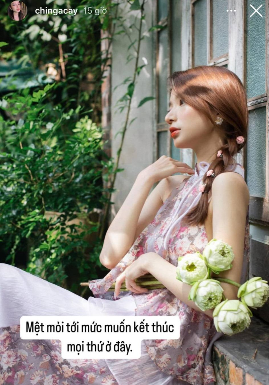 Theo đó, Chi Củ Cải là nạn nhân của hai scandal lớn liên quan đến những hình ảnh nhạy cảm bị rò rỉ trên mạng. Sự việc này đã gây ra một làn sóng tranh cãi dữ dội trong cộng đồng mạng.