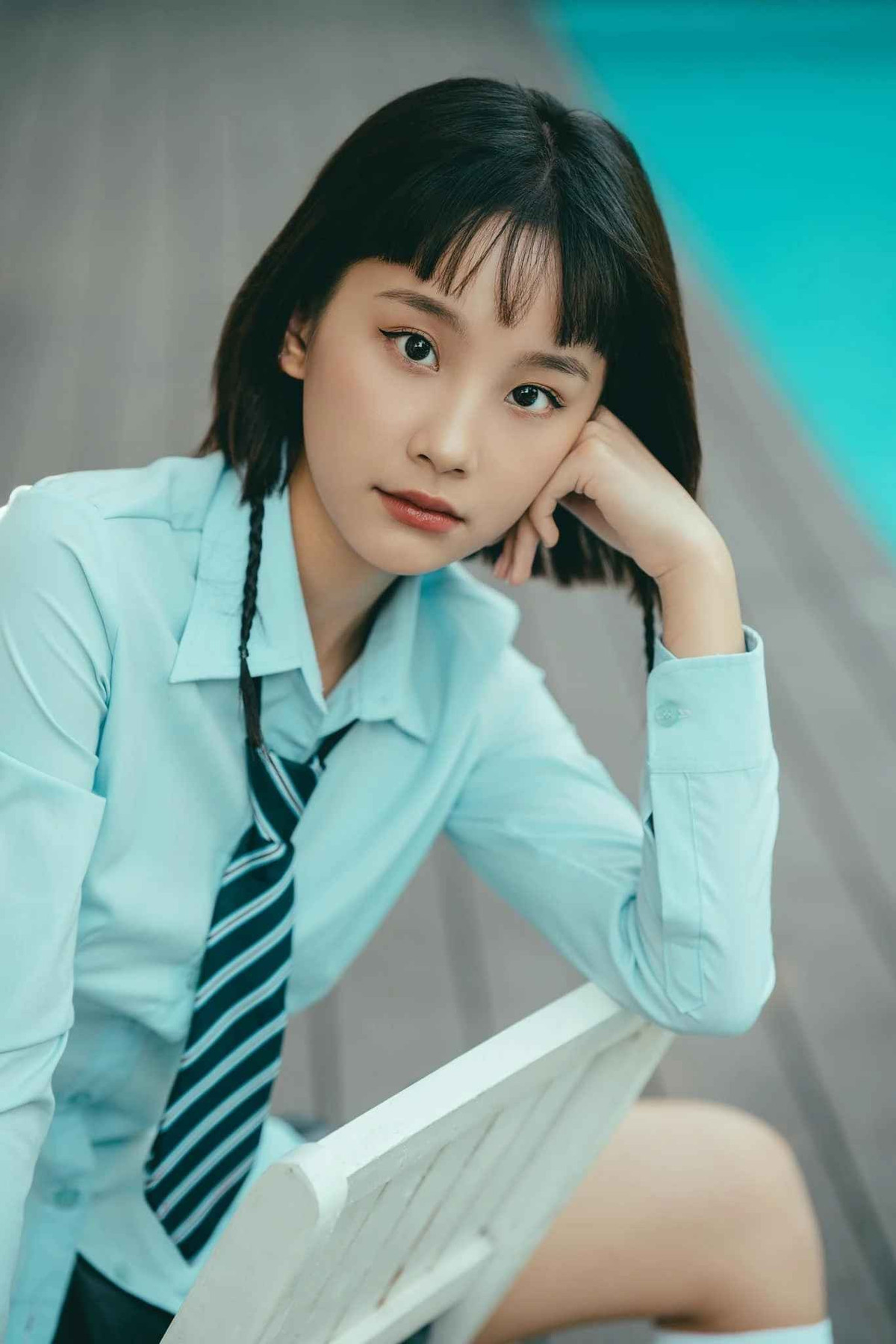 Gương mặt sáng, vóc dáng nhỏ nhắn cùng thần thái tự nhiên giúp Thu Hà nhanh chóng trở thành cái tên được nhiều nhãn hàng thời trang trẻ yêu thích.