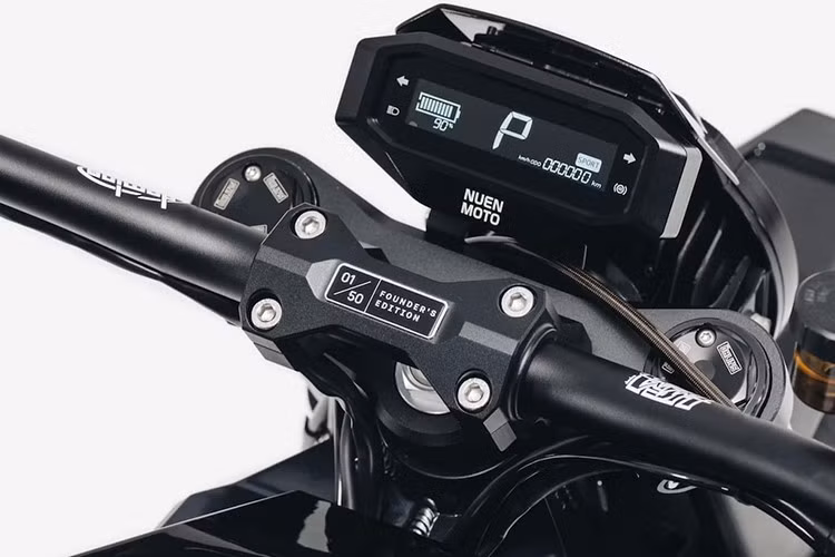 Đồng thời, thương hiệu Nuen tại Việt Nam hiện cũng đang đàm phán với nhiều nhà phân phối tại châu Âu và khu vực ASEAN, với khoảng 300 đơn đặt hàng trước đang trong quá trình thương thảo.