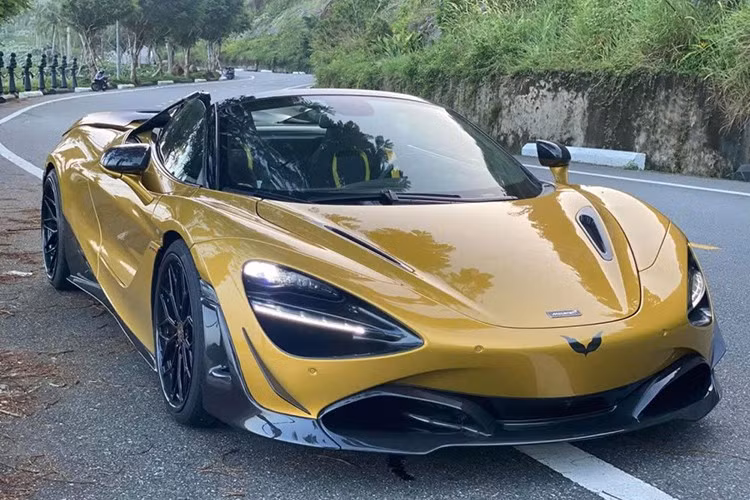 Vào thời điểm mới về Việt Nam, nếu chủ nhân đóng đủ thuế cùng biển số trắng, số tiền phải bỏ ra không dưới 25 tỷ đồng. Số lương siêu xe McLaren 720S trên dải đất hình chữ S, tính sơ sơ có khoảng 14 chiếc đang lăn bánh.