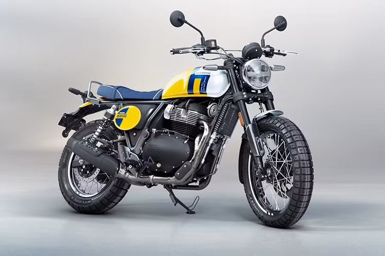 Royal Enfield, một thương hiệu xe máy hạng trung hàng đầu thế giới, vừa chính thức trình làng mẫu xe Bear 650 tại Thái Lan. Lấy cảm hứng từ tay đua huyền thoại Eddie "Fast Eddie" Mulder, người từng giành chiến thắng tại giải Big Bear Run năm 1960 khi mới 16 tuổi, Bear 650 là sự hòa quyện giữa di sản xe đua lẫy lừng và phong cách scrambler đương đại.