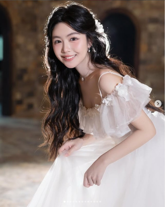 Với độ phủ sóng mạnh mẽ trên mạng xã hội, Lọ Lem trở thành một KOL trẻ triệu người theo dõi, thường xuyên tham dự sự kiện thời trang, hợp tác quảng cáo và thực hiện các content đời sống.