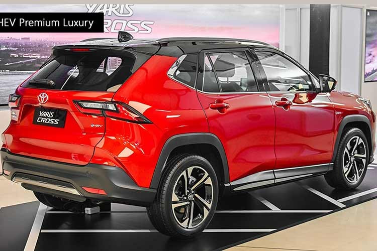 So với bản cũ, mức giá mới tăng khoảng 10.000 - 20.000 baht. Tuy nhiên, xét trên mặt bằng trang bị, mức tăng này được đánh giá là hợp lý, khi toàn bộ dải sản phẩm đều sử dụng động cơ hybrid và được trang bị sẵn gói an toàn chủ động.