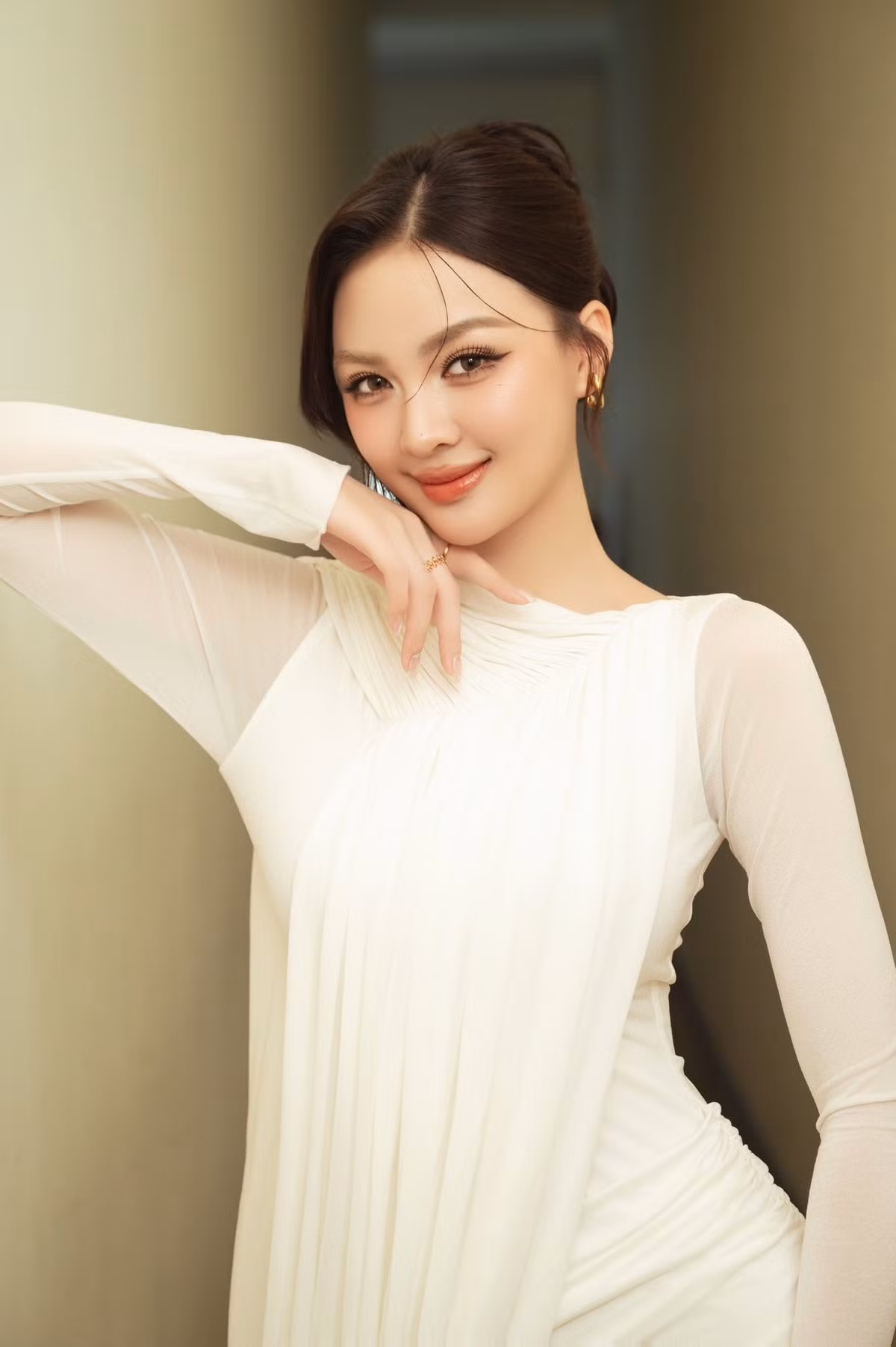 Trước phản ứng của cư dân mạng, Đình Bắc và Cẩm Ly không xác nhận cũng không phủ nhận, khiến câu chuyện càng thêm được chú ý.