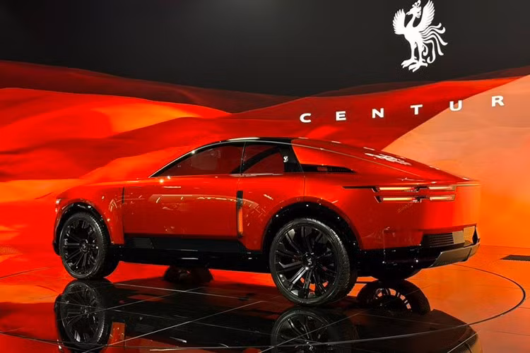 Mẫu xe Toyota Century siêu sang vốn được biết đến là mẫu xe phục vụ giới chính khách và doanh nhân hàng đầu tại Nhật, ngoài ra nó còn gắn liền với hình ảnh trang trọng và đẳng cấp.