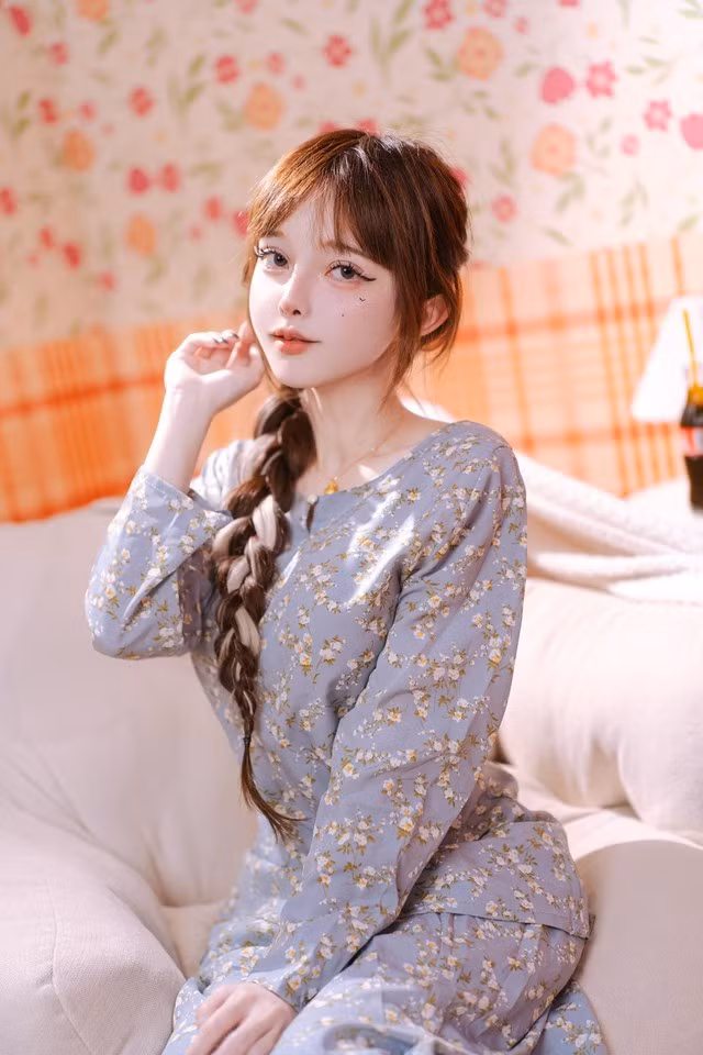 Nhiều netizen để lại bình luận với đại ý, Le Josette đã chứng minh được rằng cosplay không chỉ là việc tái hiện lại nhân vật mà còn là nghệ thuật thể hiện cái tôi và sự sáng tạo cá nhân.