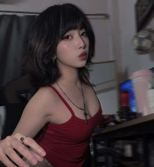 View - Nữ trọng tài gợi cảm nhất Esports Việt Mercury Nguyen lại "đốt mắt" fan | Báo Tri thức và Cuộc sống - TIN TỨC PHỔ BIẾN KIẾN THỨC 24H