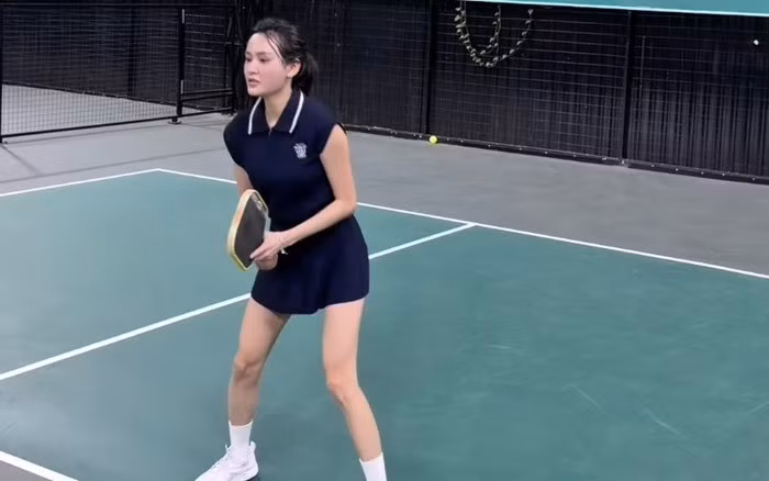 Việc trở lại ca hát sau thời gian im ắng được cô cân nhắc cẩn trọng để đảm bảo tâm lý ổn định, đồng thời muốn mang đến hình ảnh trưởng thành.