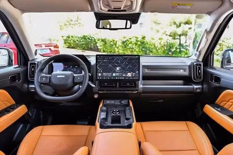 Great Wall H10 được phát triển dựa trên nền tảng khung gầm Guiyuan của GWM và sử dụng hệ truyền động hybrid sạc điện (PHEV) có tên Hi4. Xe có 2 tùy chọn động cơ, bao gồm máy xăng tăng áp 1.5L và 2.0L. Hai động cơ này cho công suất tối đa lần lượt 123 kW (165 mã lực) và 175 kW (235 mã lực).