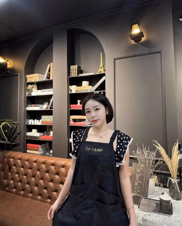 Từ vài năm trước, Thiên Di đã sở hữu hai thương hiệu thời trang của riêng mình với mặt hàng là giày dép và quần áo. Đến nay, cô tập trung vào các dự án kinh doanh chuyên về làm bánh.