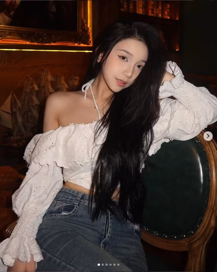 Trong khi Thùy Dương ghi dấu ấn trên màn ảnh nhỏ với khả năng diễn xuất tự nhiên, thì Thùy Dung lại thu hút sự chú ý trên sân thể thao với vẻ đẹp năng động và niềm đam mê dành cho pickleball.